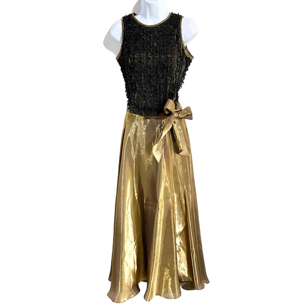 Jeffrey and Dara by Tom Barra 2 Piece Black & Gold Evening Gown Set - 6